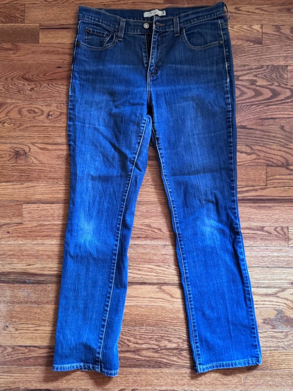 Levi's Straight Leg 505 Jeans. Size 10.
